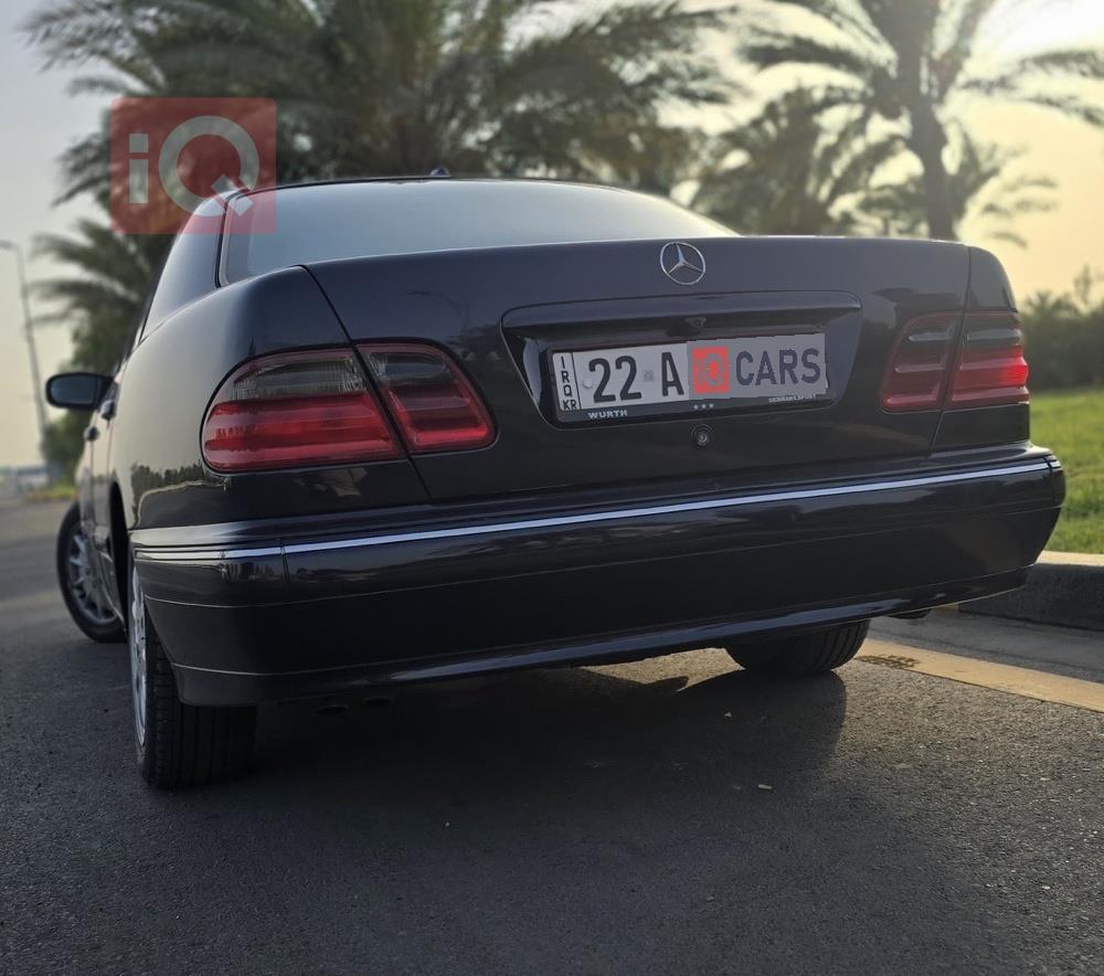 مرسيدس بنز E-Class